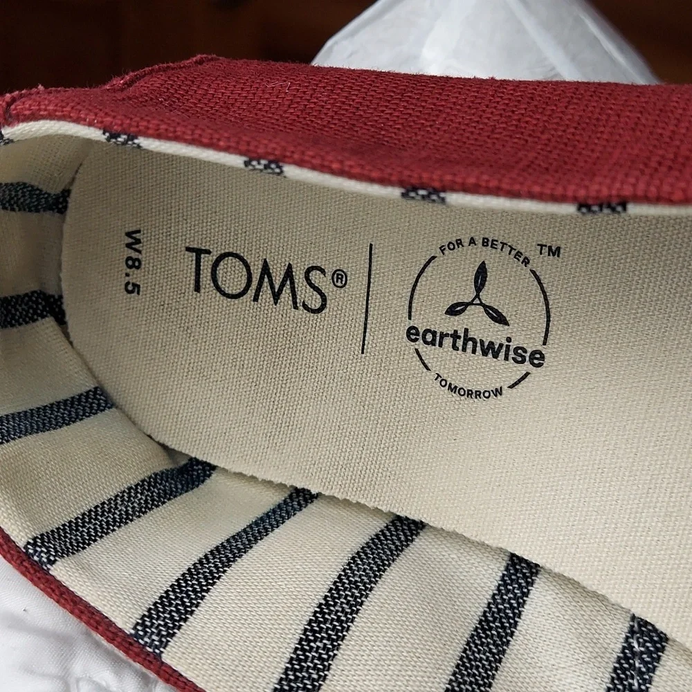 * TOMS Women's Dark Red Canvas Slip-On Flats, Size 8.5Wide